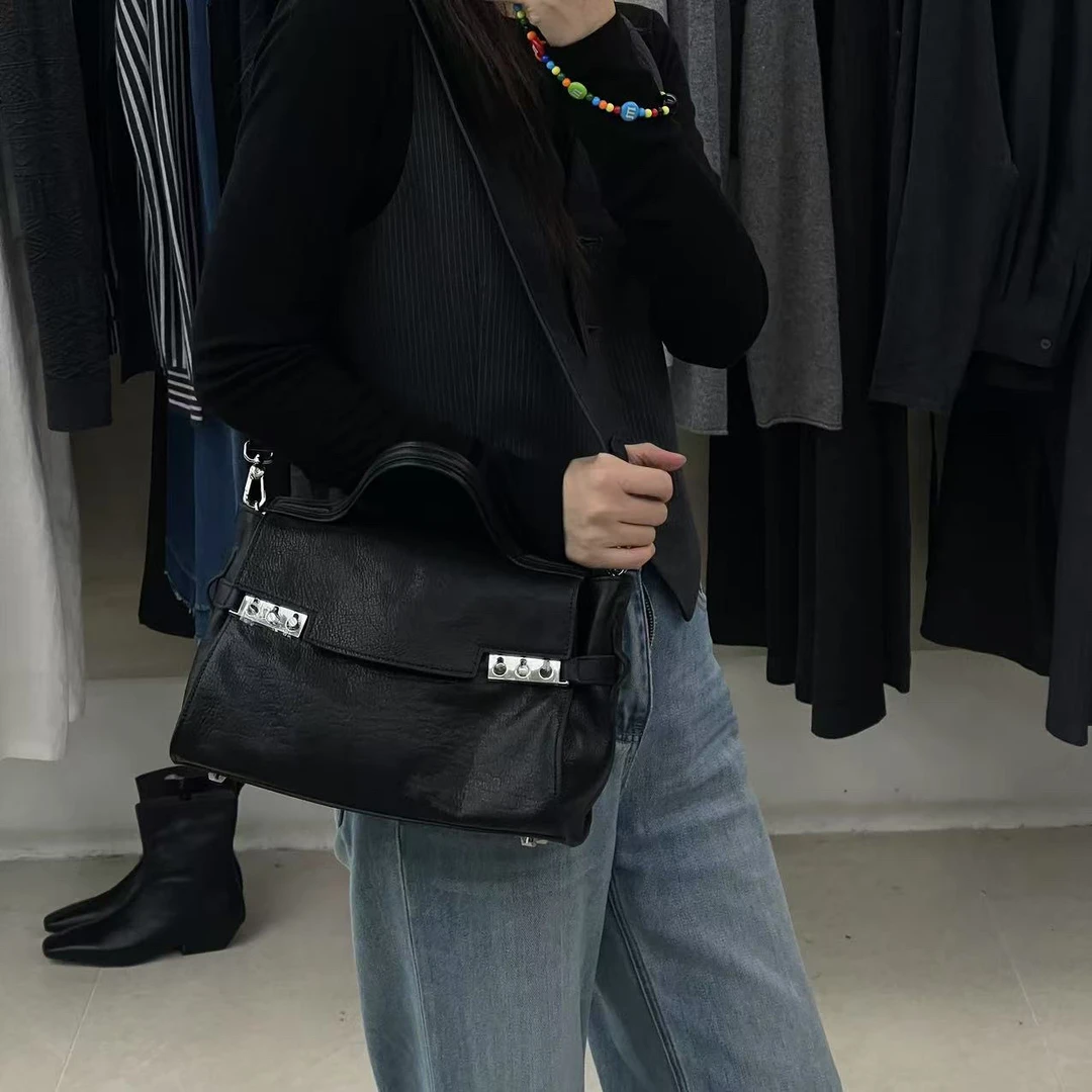 轻奢风通勤风包盖复古风斜挎包简约公文包高品质