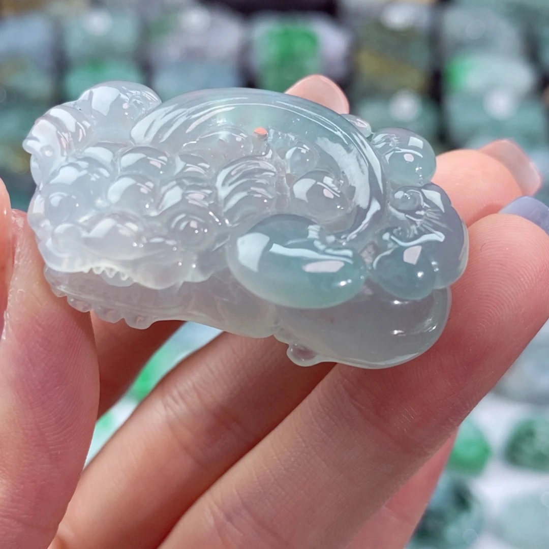 颈饰未镶嵌翡翠天然