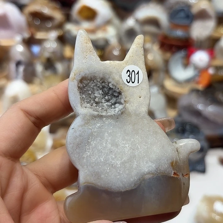 玛瑙/玉髓未镶嵌雕刻件