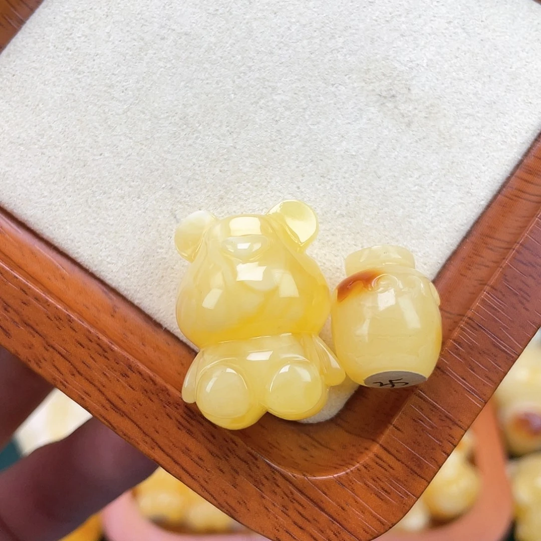 琥珀裸石未镶嵌蜜蜡