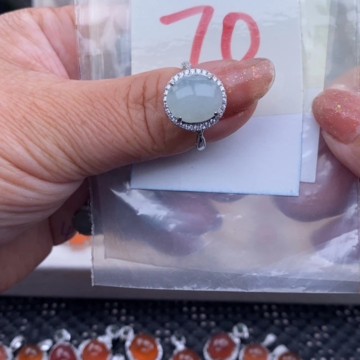 未镶嵌戒指翡翠缅甸