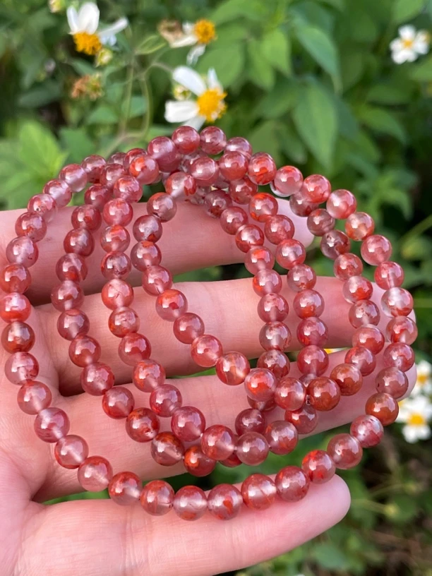 精品南红6mm绕手4圈手串，颗颗鸡血飘花，干净几乎无杂裂