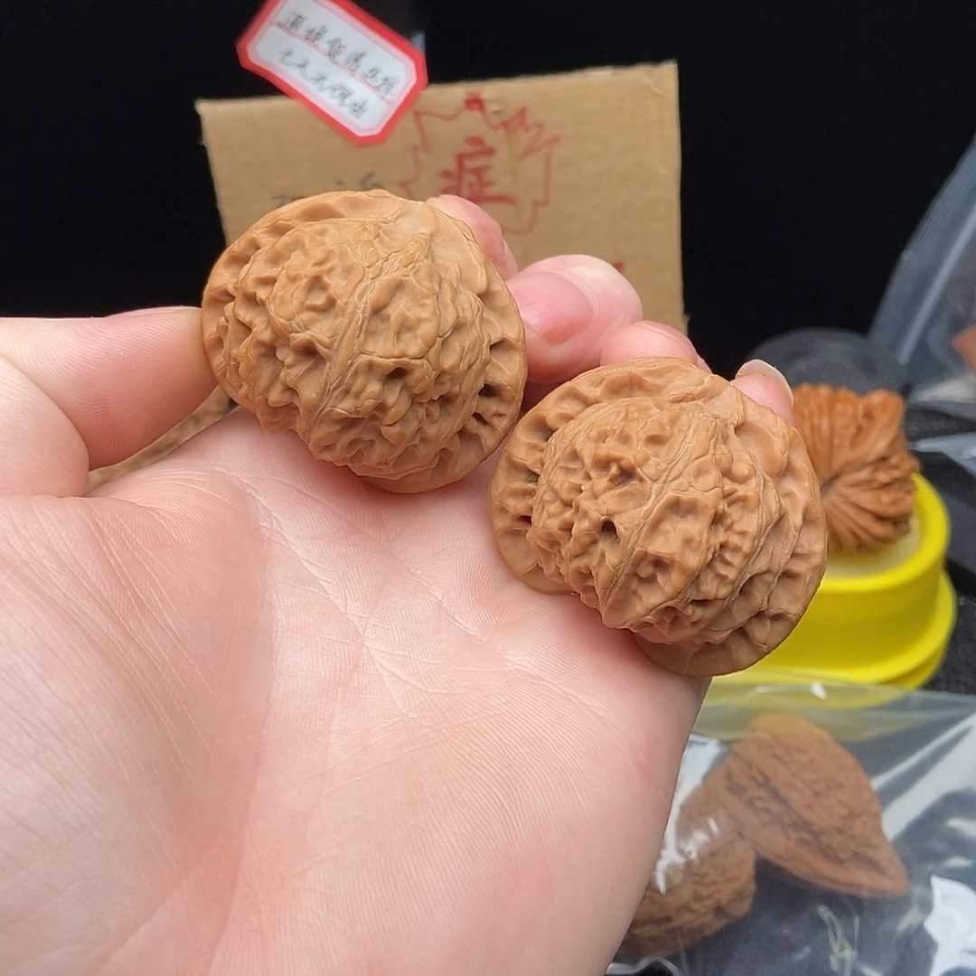 核桃文玩核桃把件宫灯46