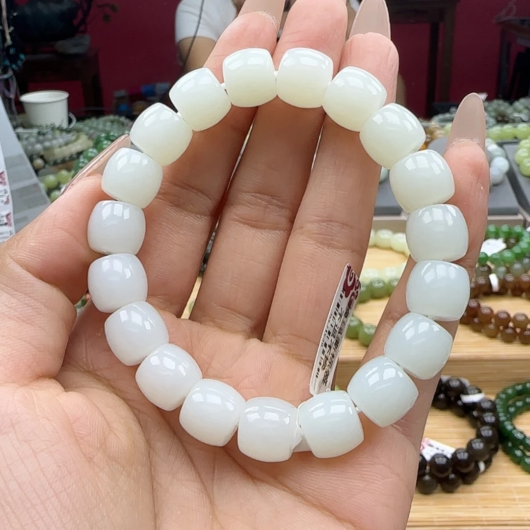 和田玉未镶嵌手串