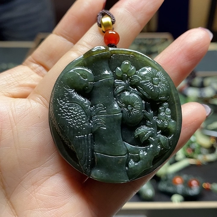 和田玉未镶嵌挂件