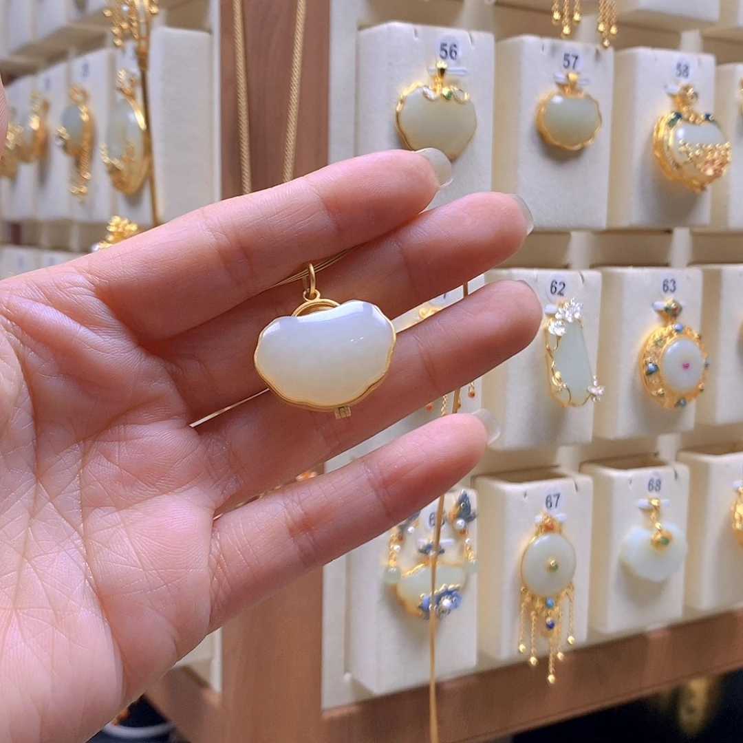 和田玉银S925镶嵌颈饰