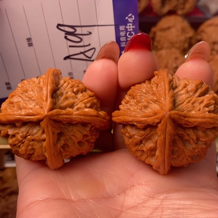 把件桃核精品大四棱