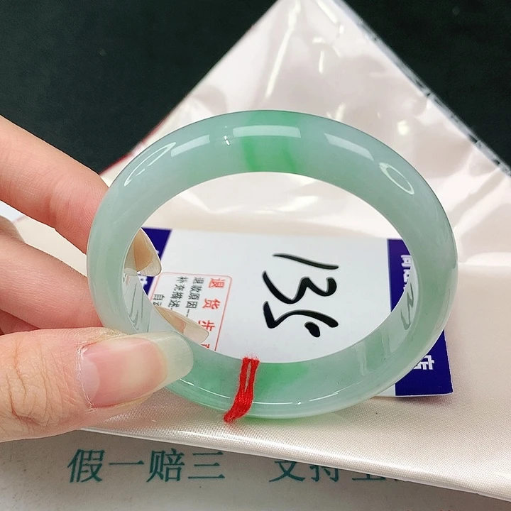 未镶嵌手镯翡翠翡翠手镯