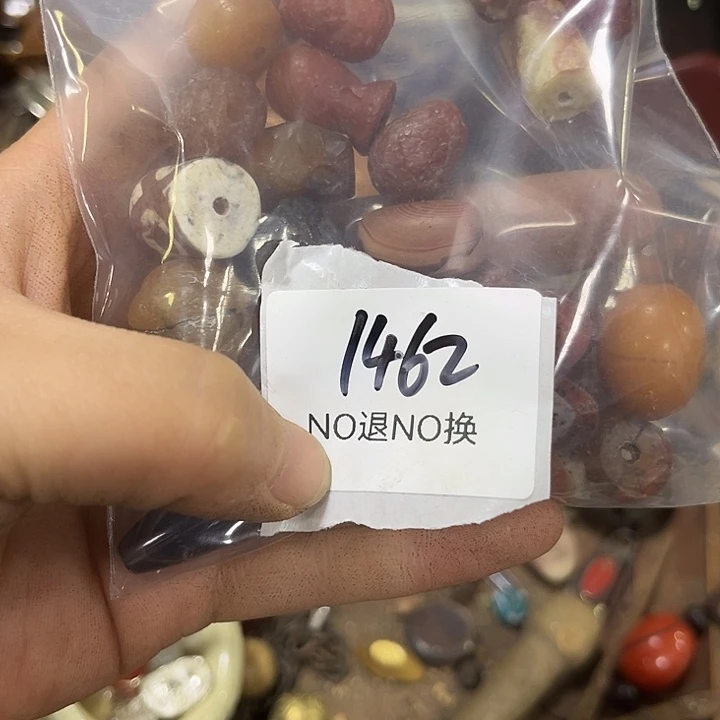 红***木头木头不退不换1462号工艺品