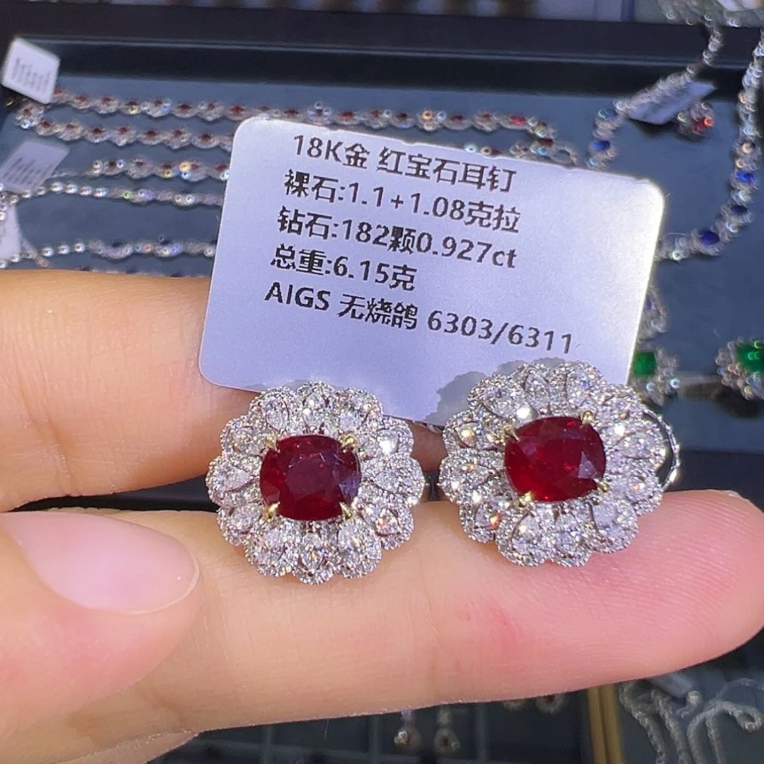 耳拍18K金镶嵌红宝石