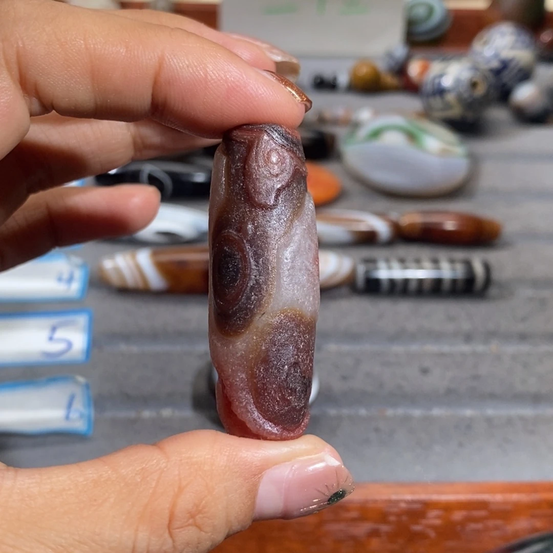 左***叶合金颈饰玛瑙/玉髓