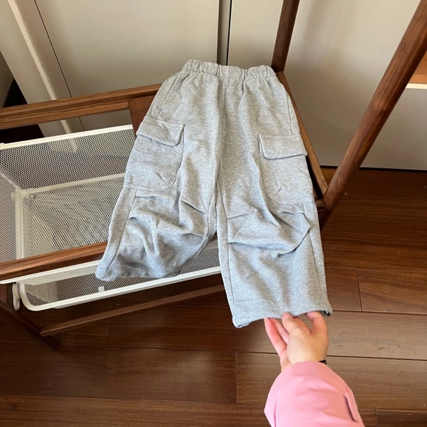 【编号R894】N24023-08-儿童大口袋针织直筒裤B灰色-NL