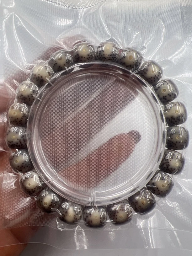 星月菩提奶奶灰手串11/10，高油高密易变色