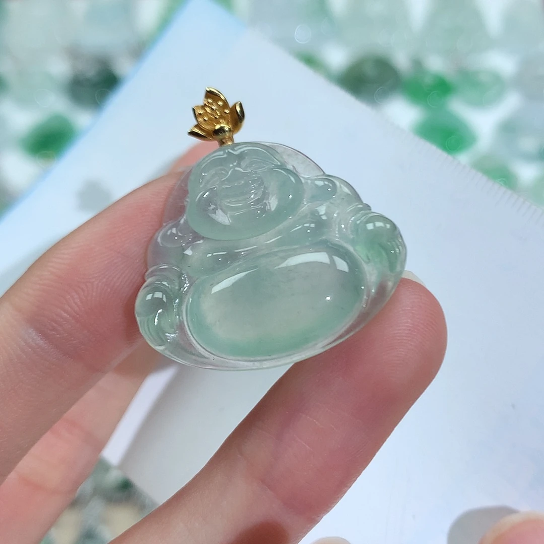 翡翠18K金镶嵌颈饰佛公
