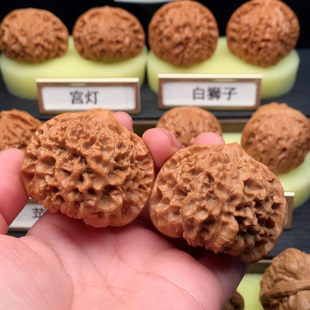 文玩核桃吊坠564号官帽47