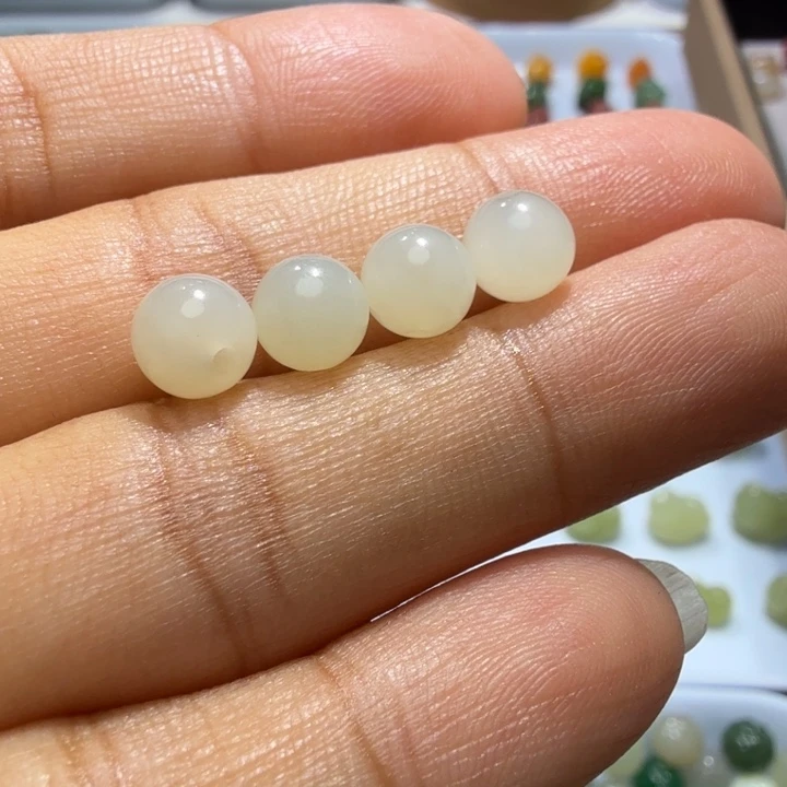 未镶嵌和田玉珠宝半成品卡七