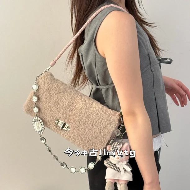 95新 MIU MIU/缪缪 毛毛粉色宝石单肩斜挎包 063920