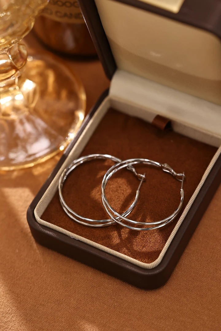 简约气质双层设计感4.0大耳圈高级感气质百搭素款耳饰135