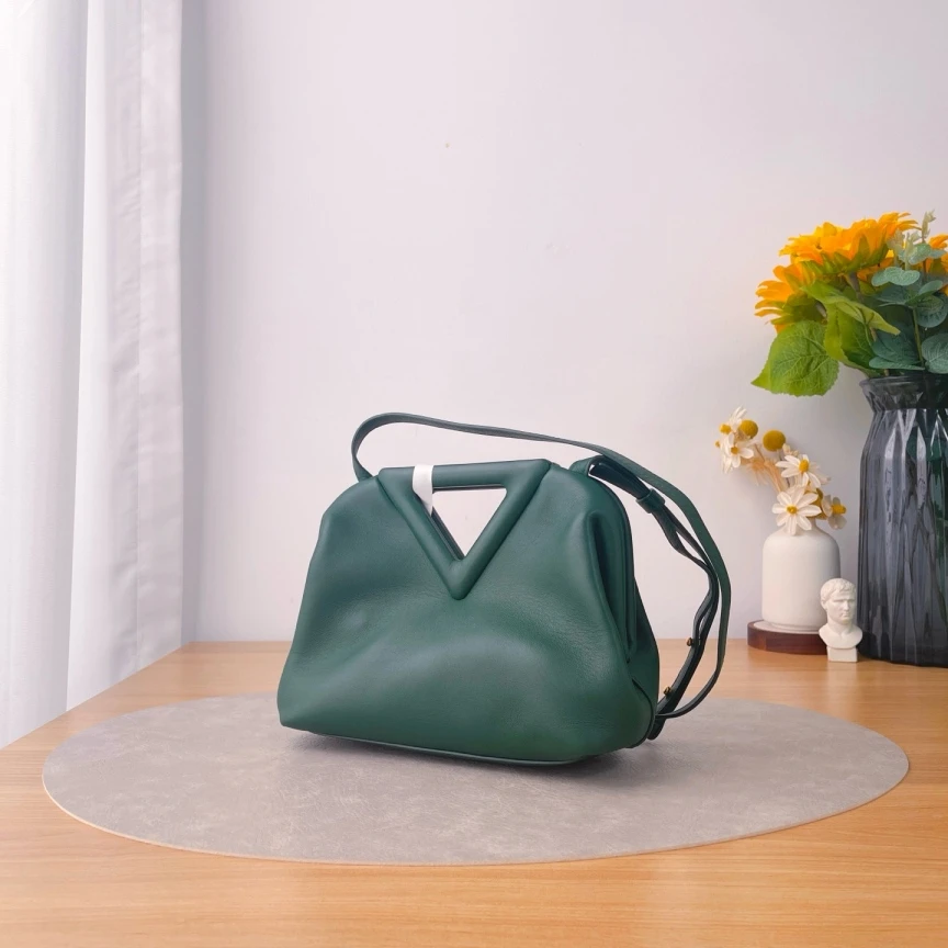 95新 BOTTEGA VENETA/葆蝶家 Point夹子包/单肩包/6364