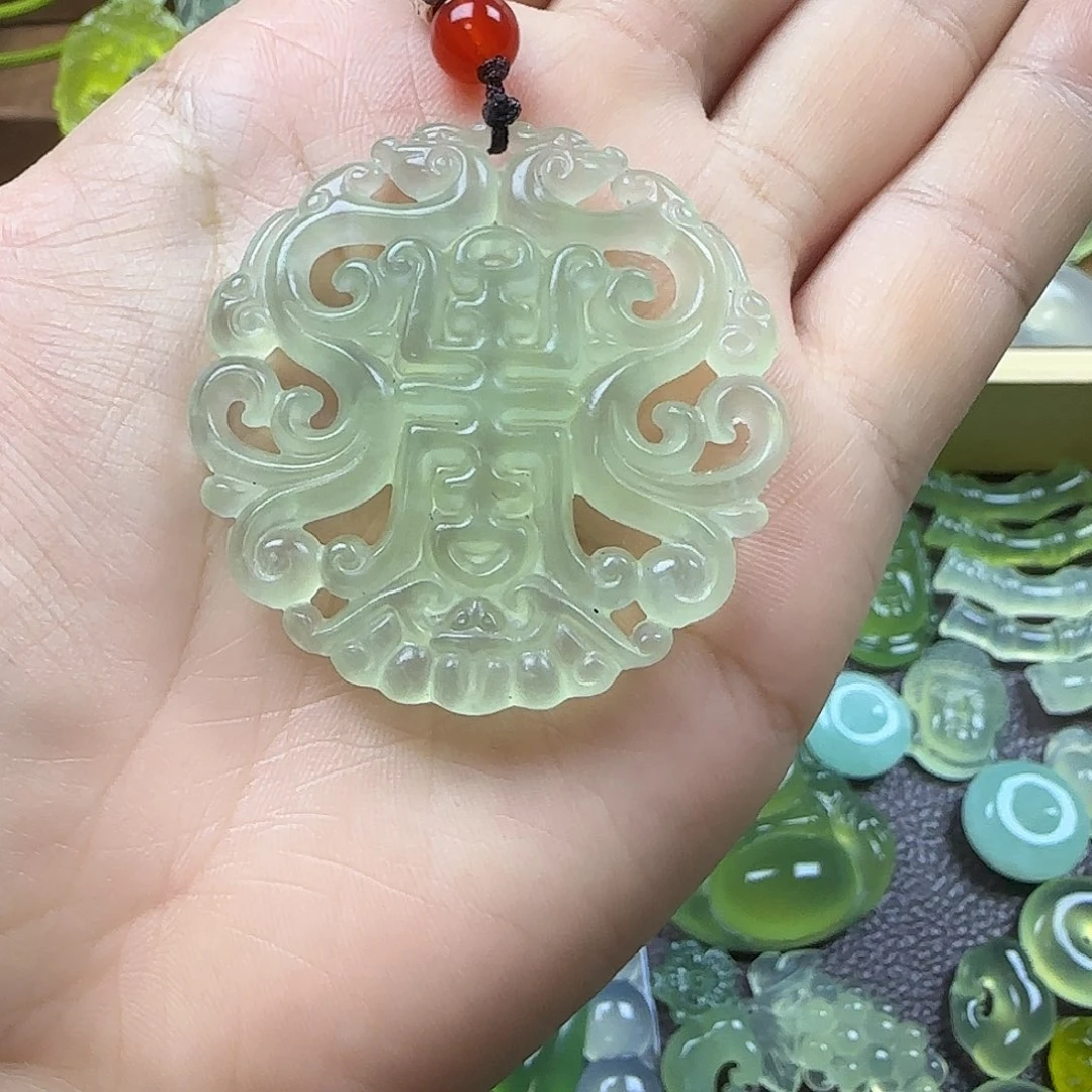 蛇纹石玉未镶嵌岫玉吊坠