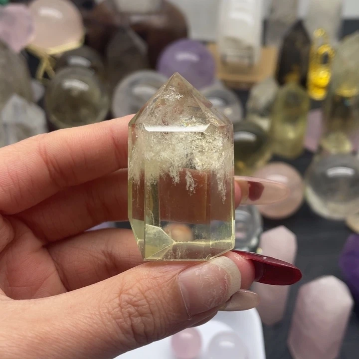 水晶15未镶嵌黄水柱