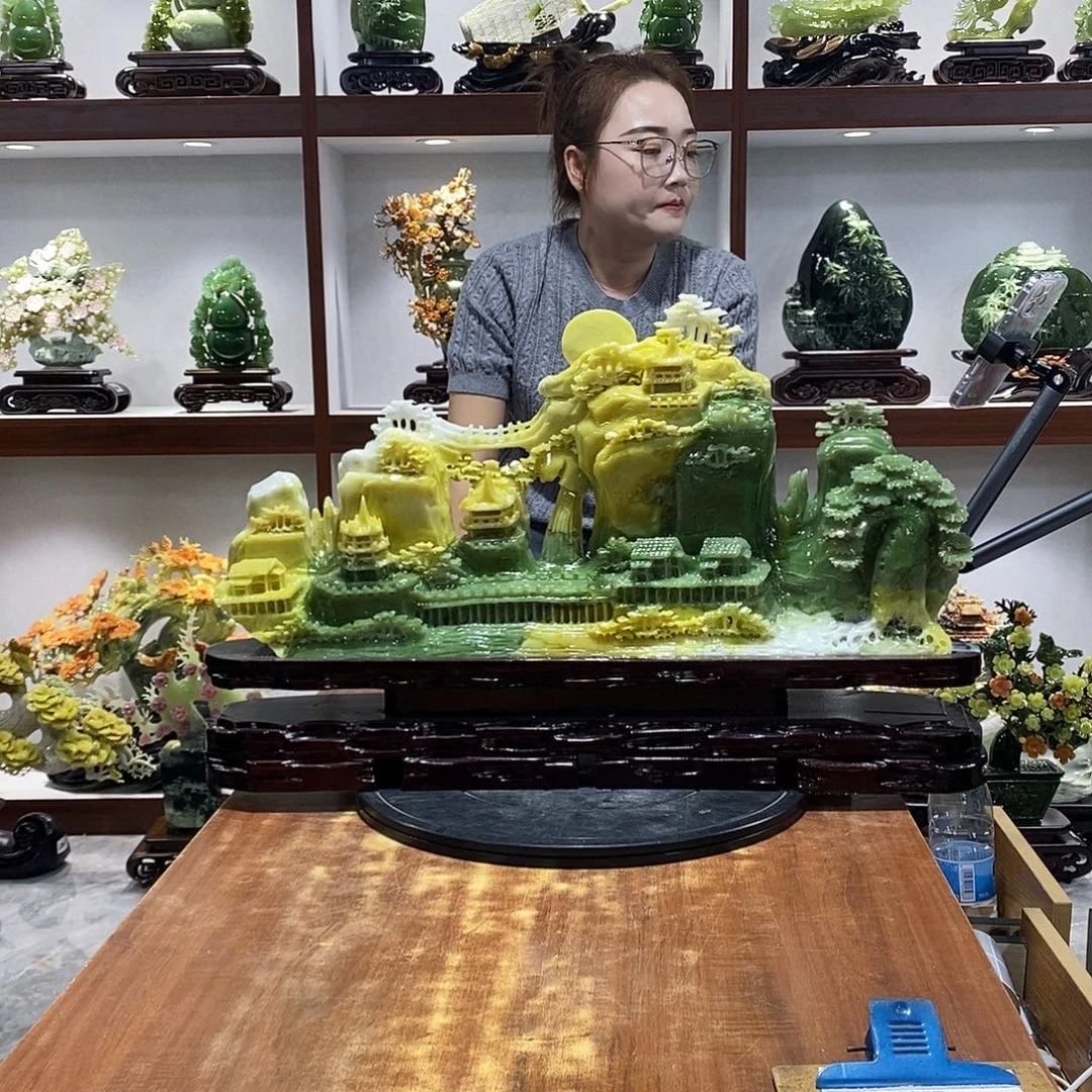 有***A玉山水摆件 玄关摆件