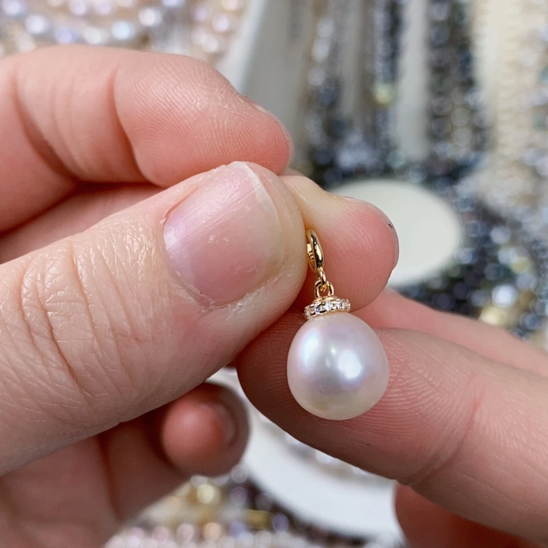 淡水珍珠吊坠(赠链)银S925镶嵌