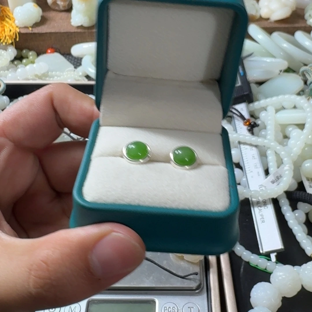 和田玉未镶嵌手链碧玉耳钉