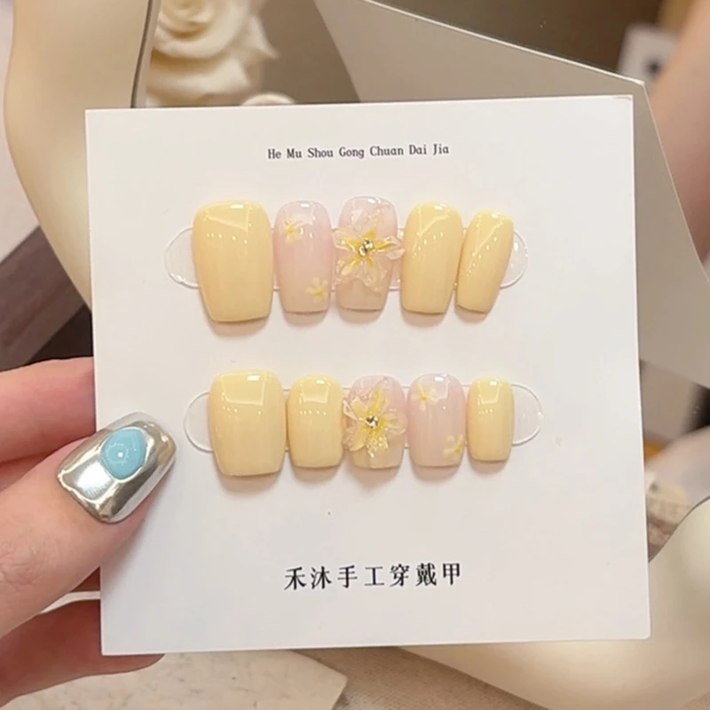 【奶芙花】——禾沐手工穿戴甲