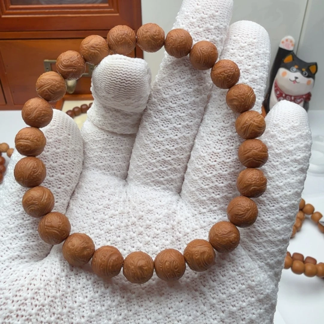 猴头核桃吊坠纯手工凯旋