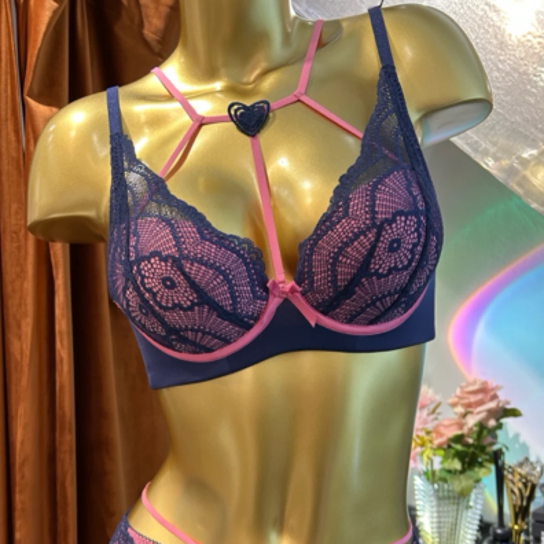 蕾丝聚拢性感拼色女士内衣调整型