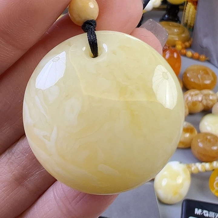 蜜蜡颈饰未镶嵌蜜蜡