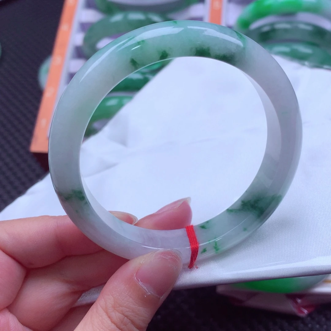 未镶嵌手镯翡翠翡翠