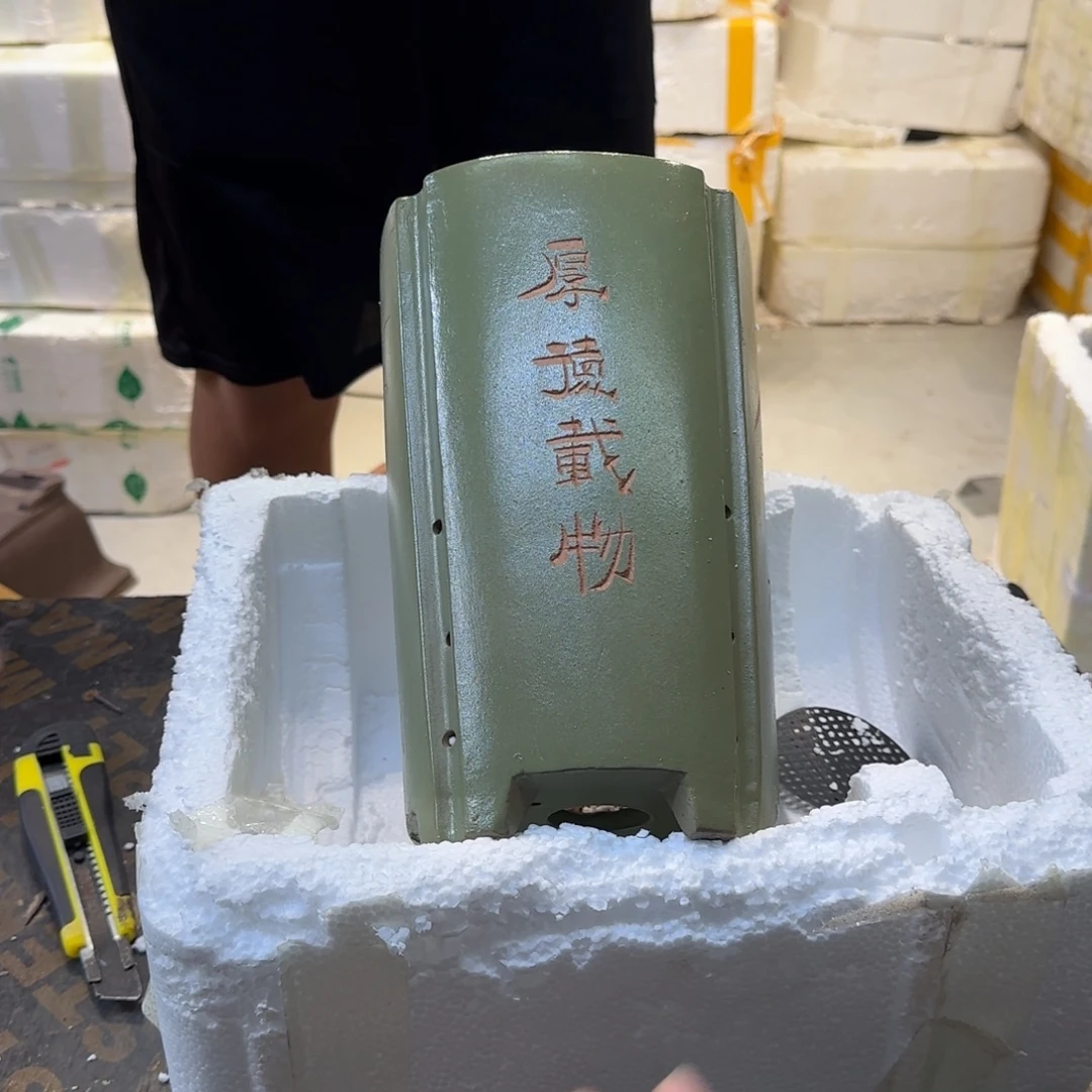 紫砂花盆瑕疵和瑕疵