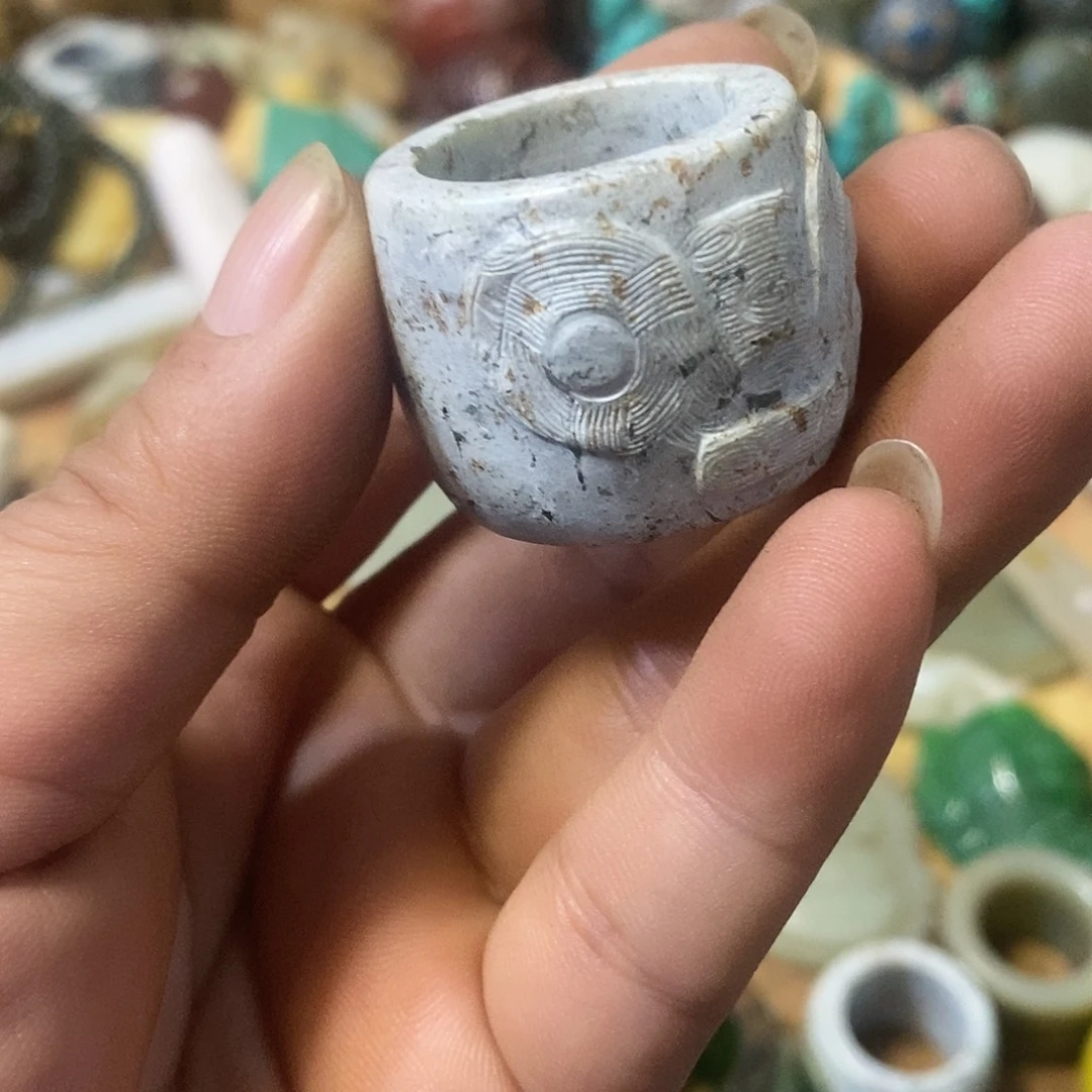 和田玉（糖玉）未镶嵌挂件