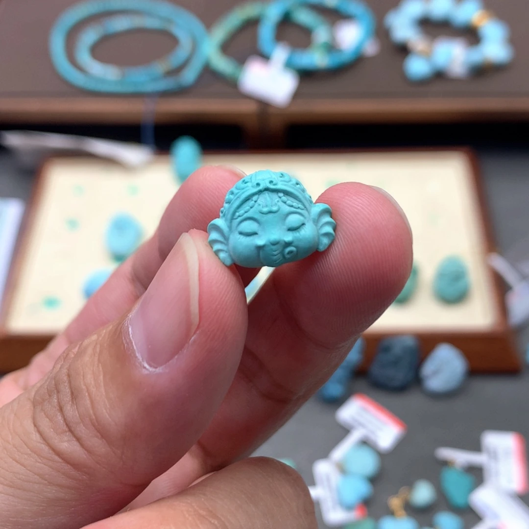 贝***…绿松石未镶嵌6配饰