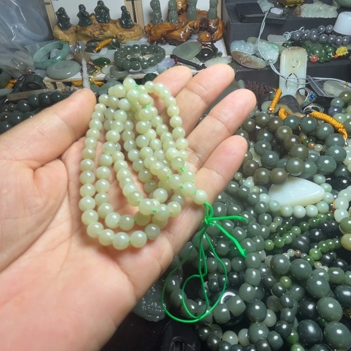 和田玉手串未镶嵌