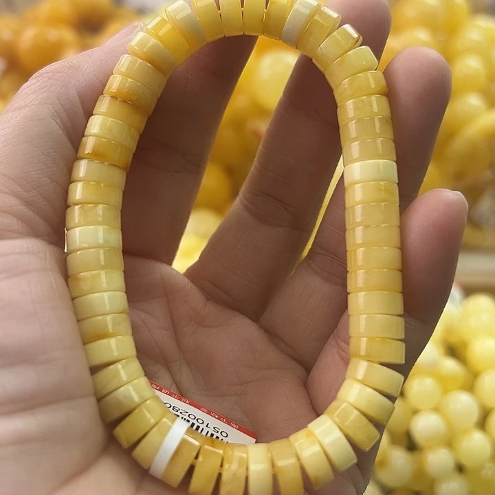 未镶嵌琥珀珠宝奇石