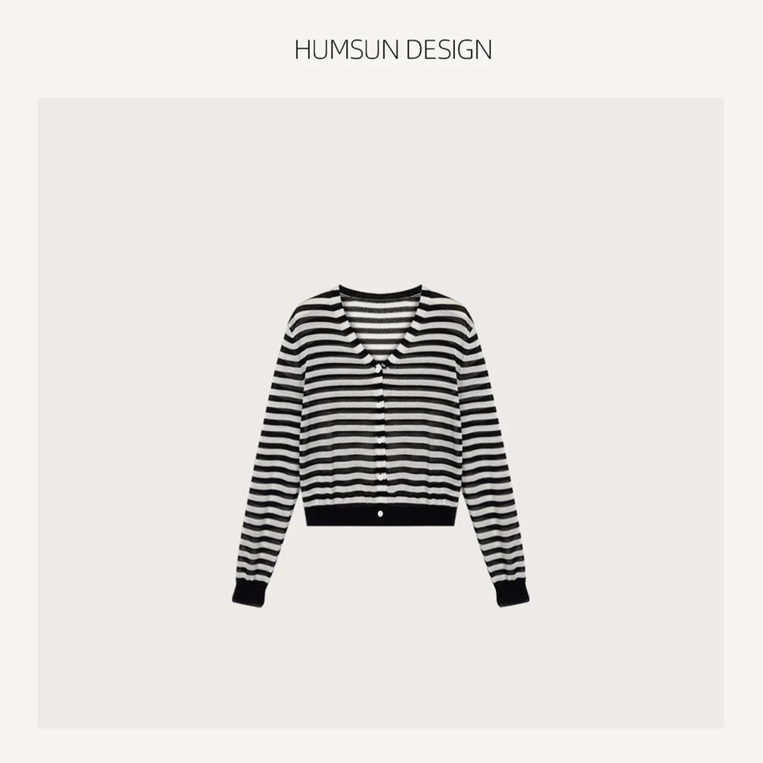 HUMSUN/禾木笙 韩系简约设计感拼色条纹轻薄麻料V领开衫 24D619