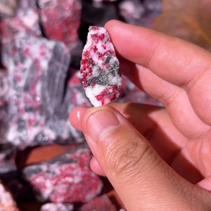 天然辰砂天然朱砂