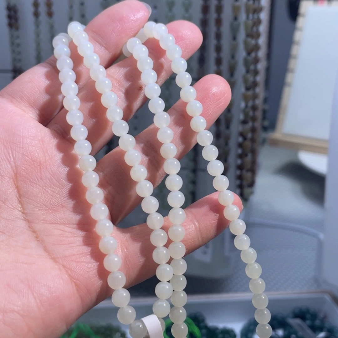 未镶嵌和田玉车挂