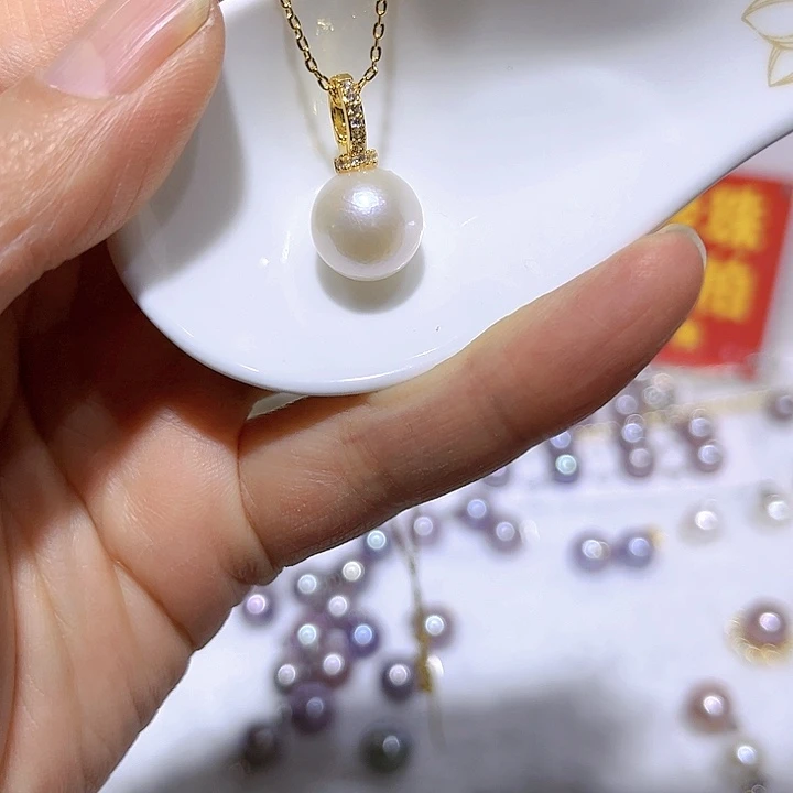 淡水珍珠白珠金色奶嘴扣未镶嵌