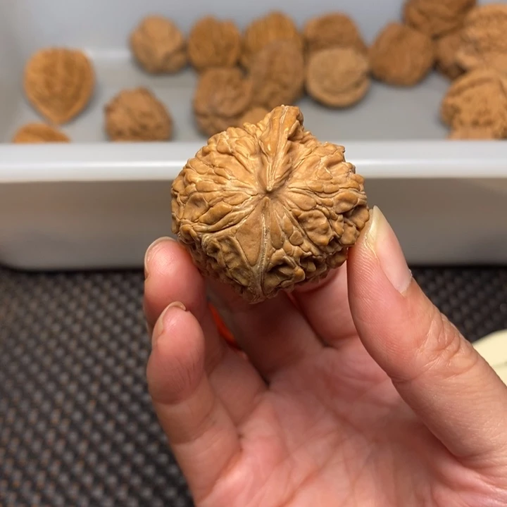 大***闪吊坠文玩核桃文玩核桃异形单只