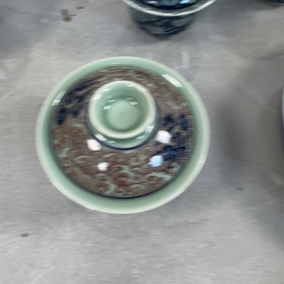 瓷片青釉海水龙元宝盖碗