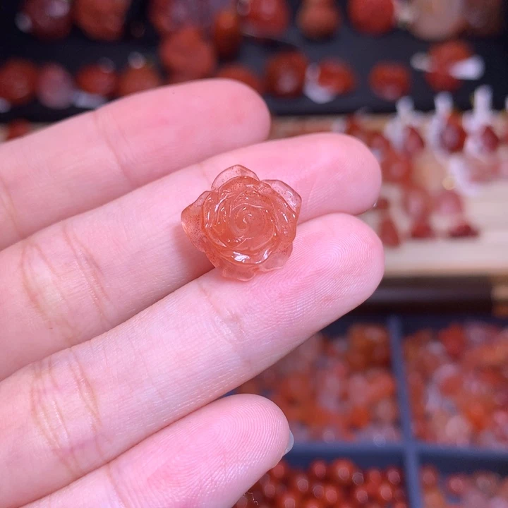 南红玛瑙未镶嵌珠宝半成品花花