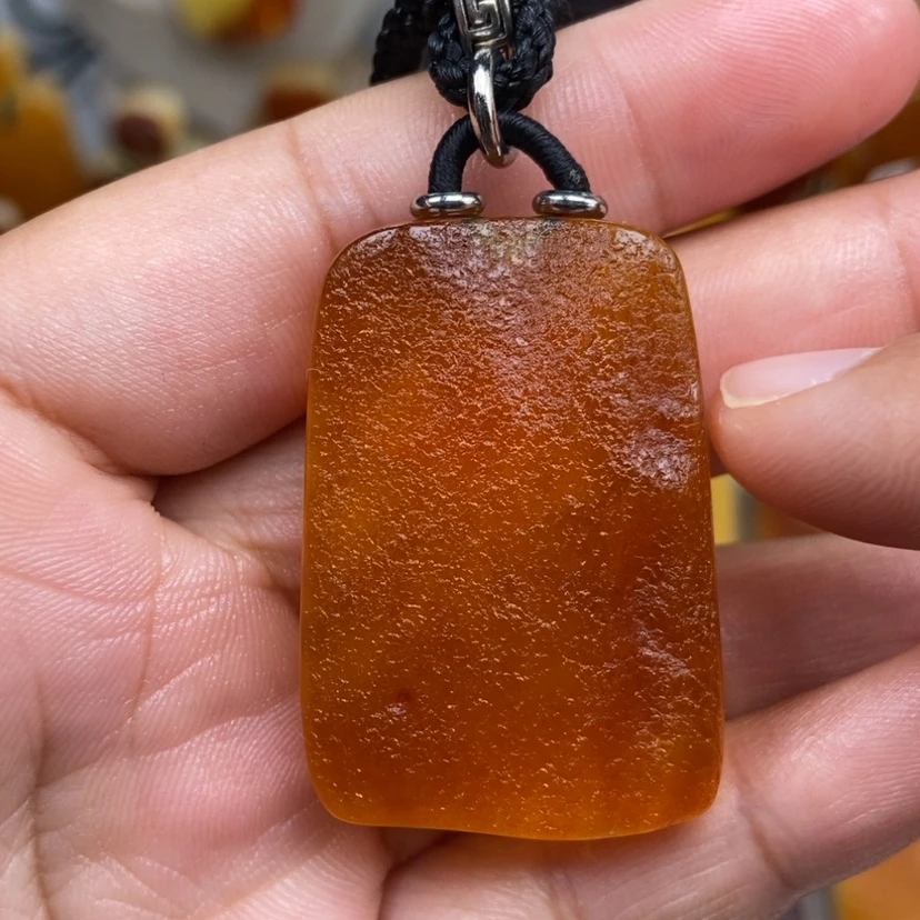 【闪购商品】琥珀颈饰未镶嵌