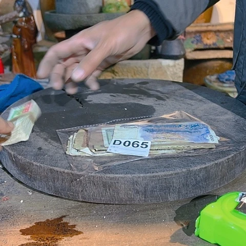 【闪购商品】琉璃手工艺品元A0065 a a