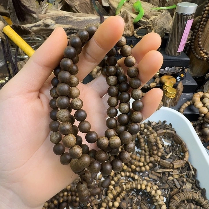 ꧁***꧂沉香沉香碎屑海南黄棋0.8大30克➕沉香碎屑多样性