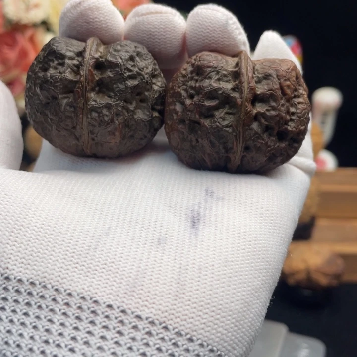 把件文玩核桃云南铁核桃30