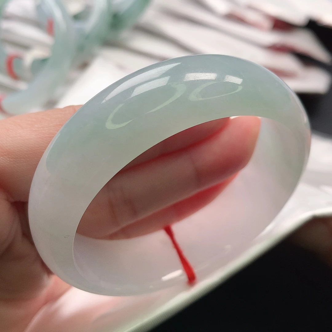 翡翠未镶嵌手镯缅甸52